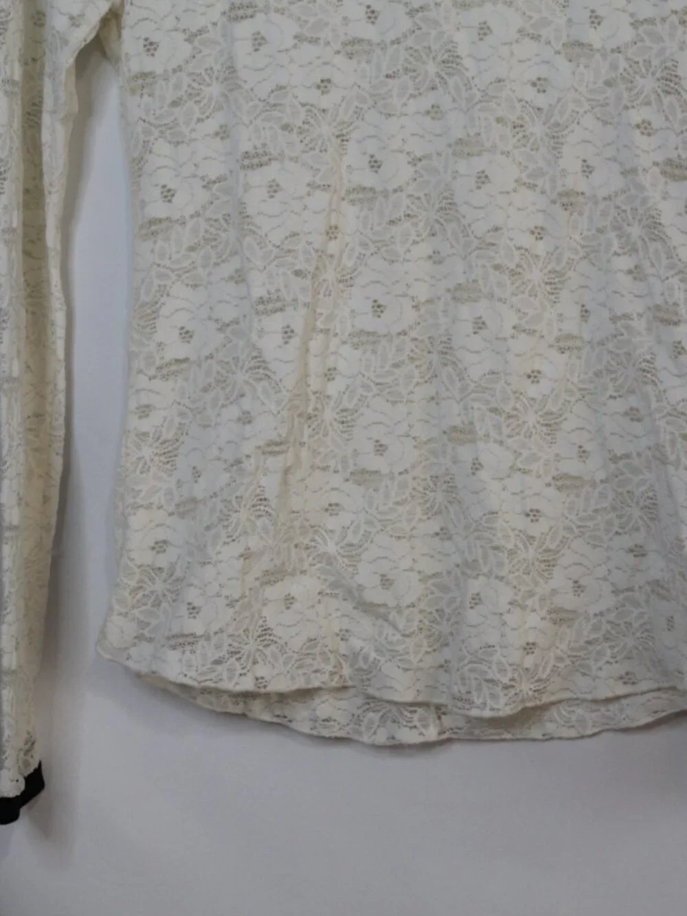 Free People women's lace long sleeve top size L white knit trim romantic sporty